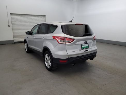 Used 2016 Ford Escape SE FWD image 5