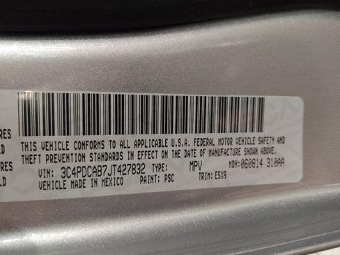 Used 2018 Dodge Journey SE w/ Blacktop Package FWD image 33