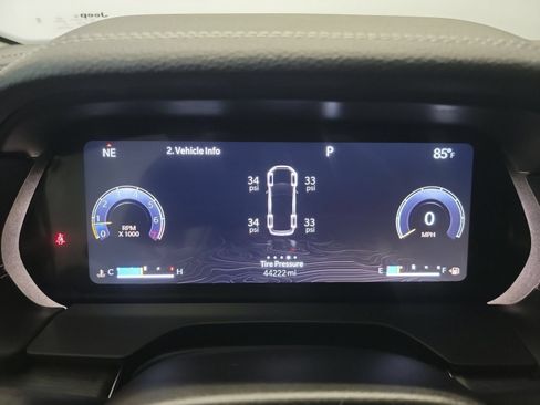 Used 2023 Jeep Grand Cherokee L Limited AWD/4WD image 18