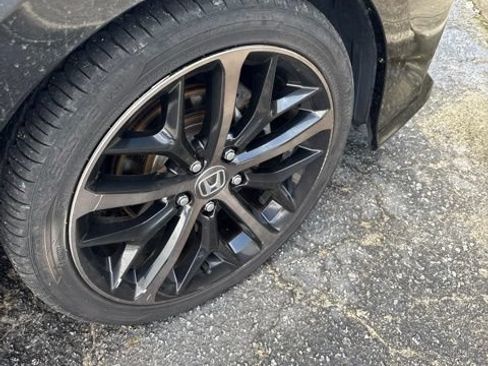Used 2021 Honda Civic Sport image 4