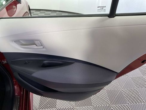 Used 2025 Toyota Corolla LE FWD image 23