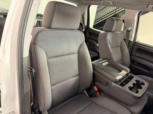 Used 2018 Chevrolet Silverado 1500 LT w/ All Star Edition image 23