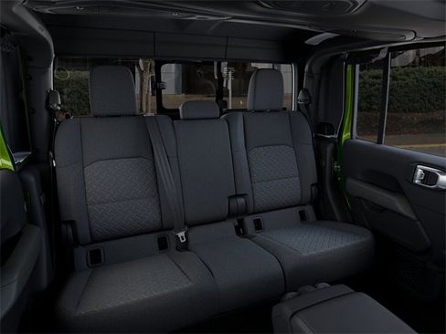 New 2025 Jeep Gladiator Mojave w/ Convenience Group image 15