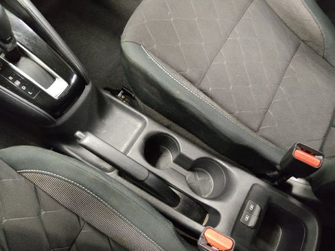 Used 2020 Nissan Kicks S FWD image 26