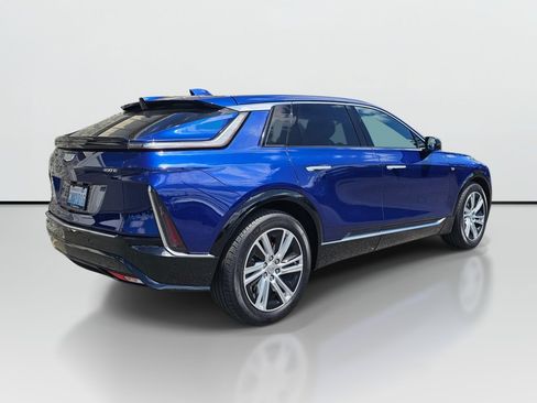 Certified 2024 Cadillac Lyriq Tech RWD image 8