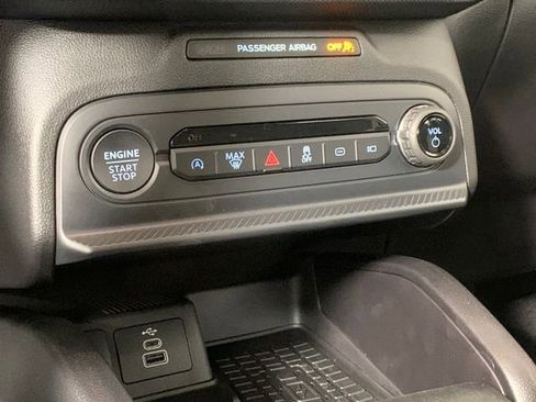 Used 2025 Ford Bronco Sport Big Bend w/ Convenience Package image 16