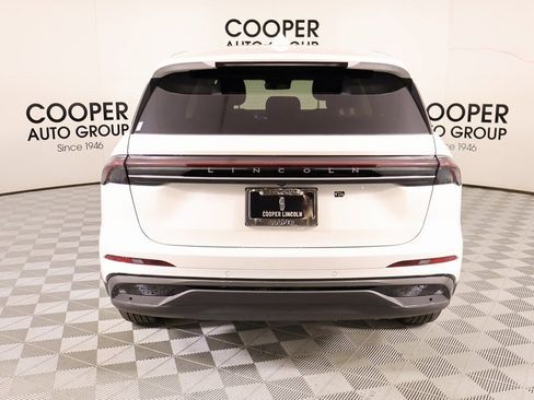 New 2026 Lincoln Nautilus Premier w/ Equipment Group 102A image 22