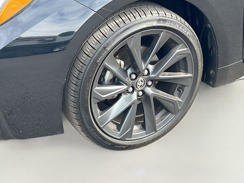 Used 2025 Toyota Corolla SE w/ SE Premium Package AWD/4WD image 30