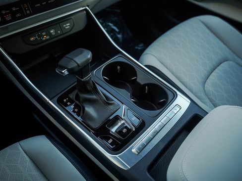 New 2026 Kia Carnival EX image 28