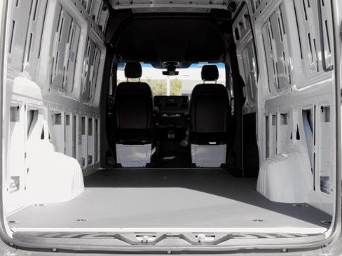 New 2025 Mercedes-Benz Sprinter 2500 image 11
