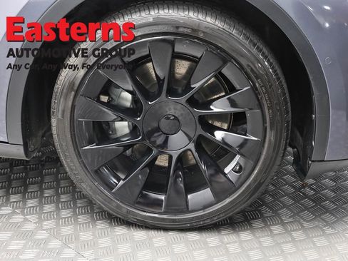 Used 2020 Tesla Model Y Long Range AWD/4WD image 24