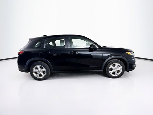 Used 2025 Honda HR-V LX image 2