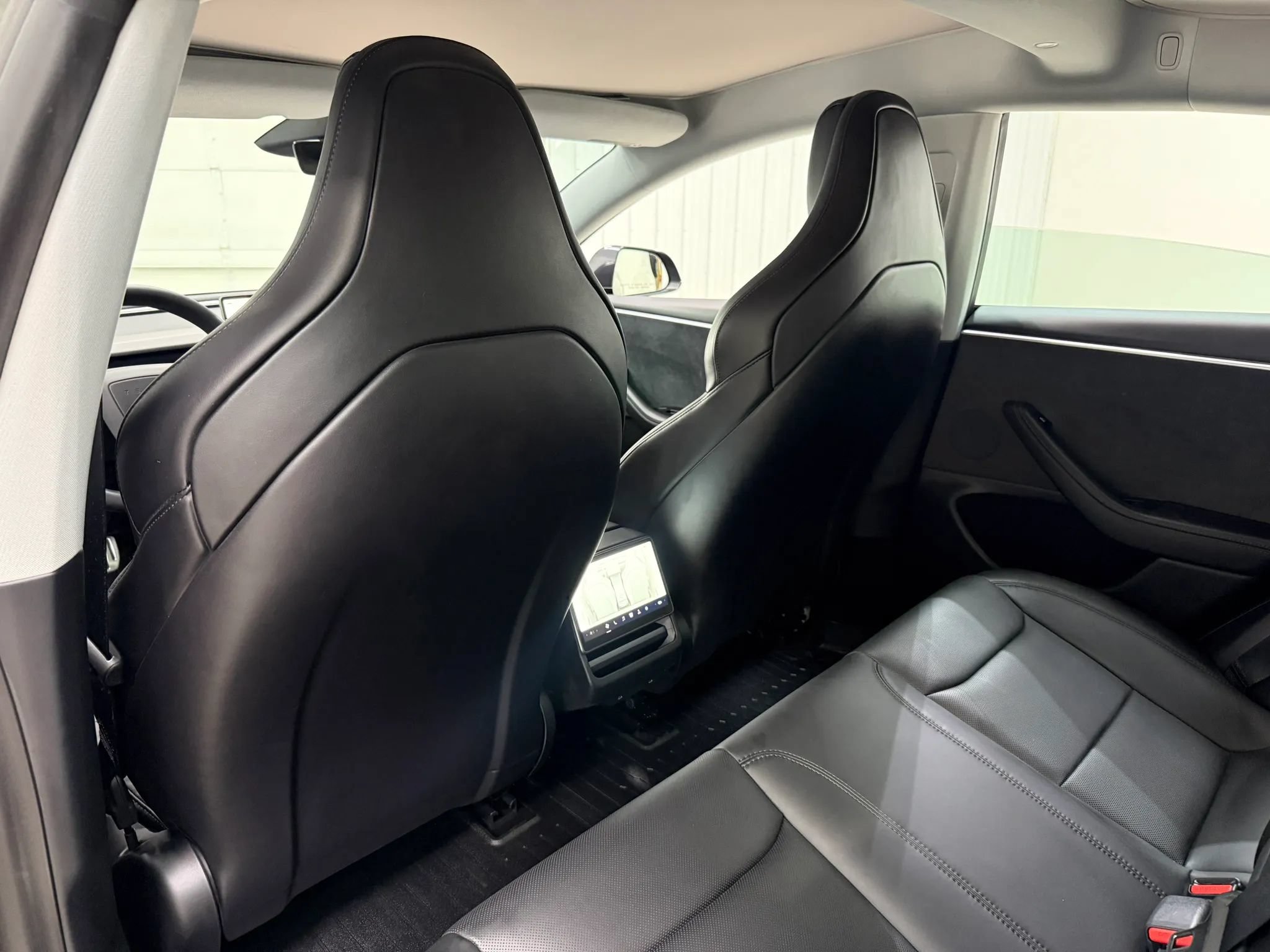 Used 2024 Tesla Model 3 Performance AWD/4WD image 17