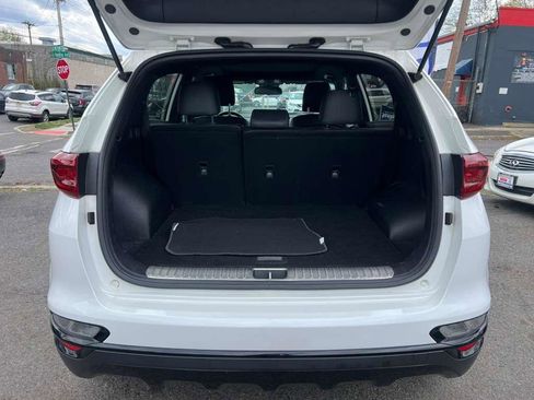 Used 2021 Kia Sportage S image 19