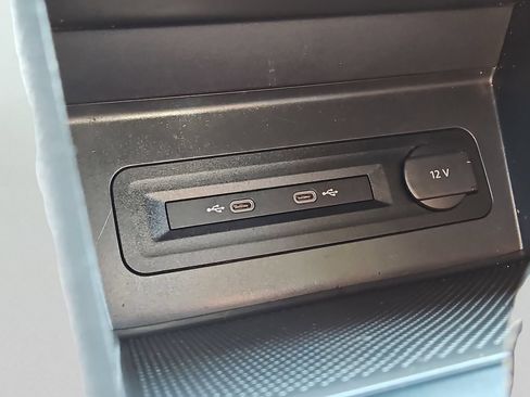 Used 2022 Volkswagen Atlas SE AWD/4WD image 17