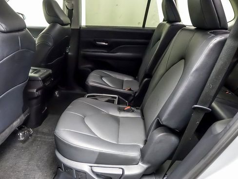 Certified 2026 Toyota Grand Highlander XLE image 10