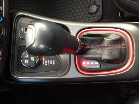 Used 2018 Jeep Compass Trailhawk w/ Navigation Group image 23