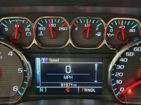 Used 2018 Chevrolet Silverado 1500 LT w/ All Star Edition AWD/4WD image 11