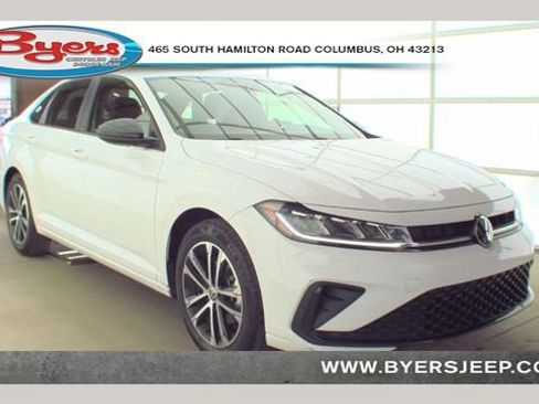Used 2025 Volkswagen Jetta Sport FWD image 1