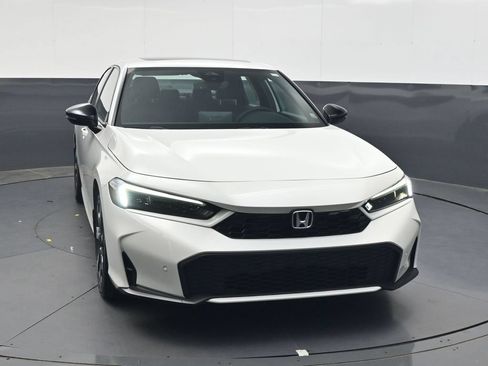 Certified 2025 Honda Civic Sport image 9