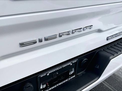 Used 2024 GMC Sierra 1500 Elevation image 33