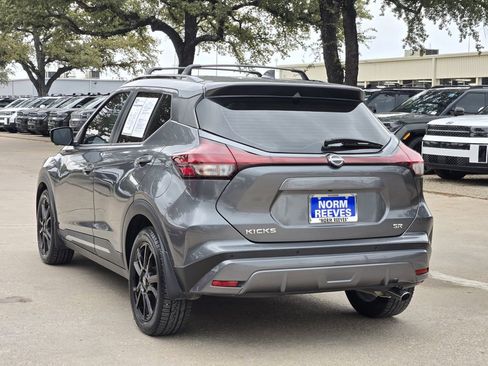 Used 2022 Nissan Kicks SR w/ Interior Electronics Package image 5