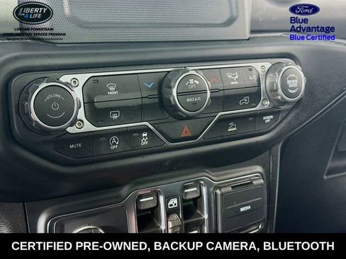 Used 2023 Jeep Gladiator Sport image 15