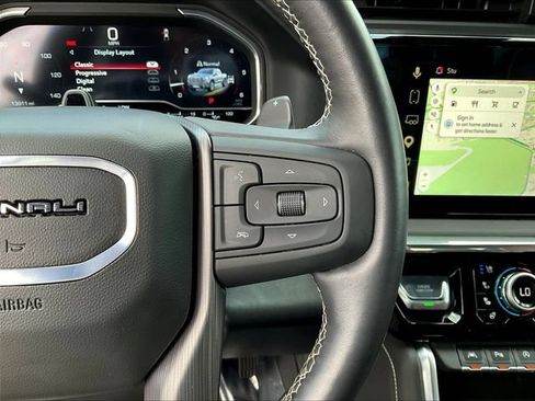 Used 2024 GMC Sierra 1500 Denali Ultimate AWD/4WD image 15
