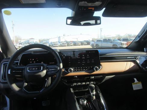 New 2026 GMC Canyon AT4 w/ Technology Plus Package image 16