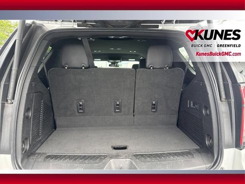 Used 2023 Chevrolet Tahoe LT w/ Luxury Package AWD/4WD image 32