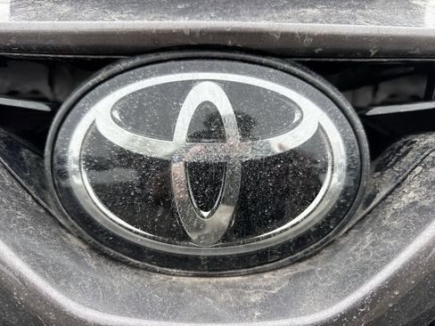 Used 2023 Toyota Camry SE image 29