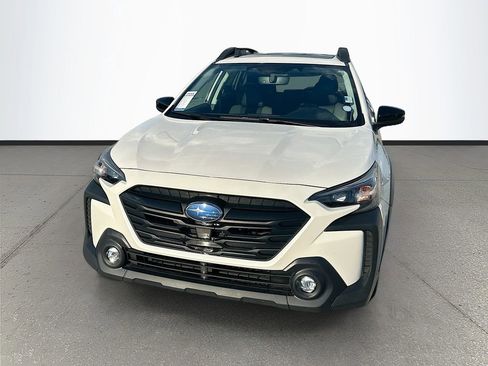 Used 2024 Subaru Outback Onyx Edition AWD/4WD image 2