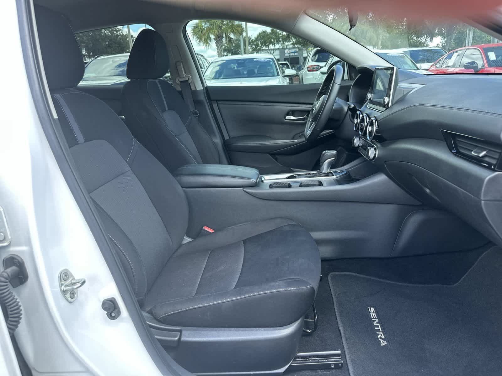 Used 2022 Nissan Sentra SV w/ Trunk Package FWD image 17