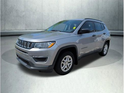 Used 2018 Jeep Compass Sport FWD image 1