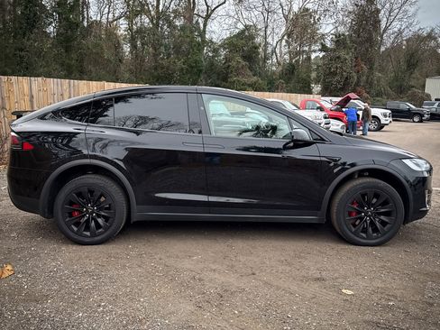 Used 2018 Tesla Model X 100D image 14