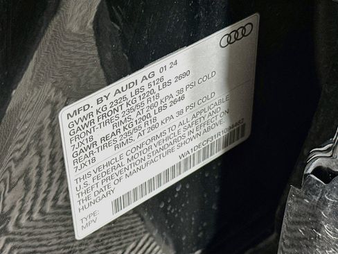 Used 2024 Audi Q3 2.0T Premium AWD/4WD image 12