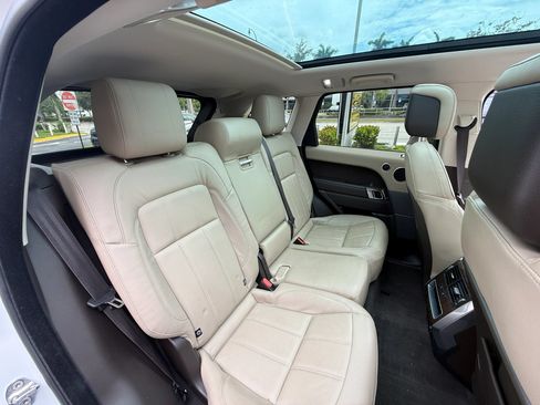 Used 2018 Land Rover Range Rover Sport SE AWD/4WD image 26