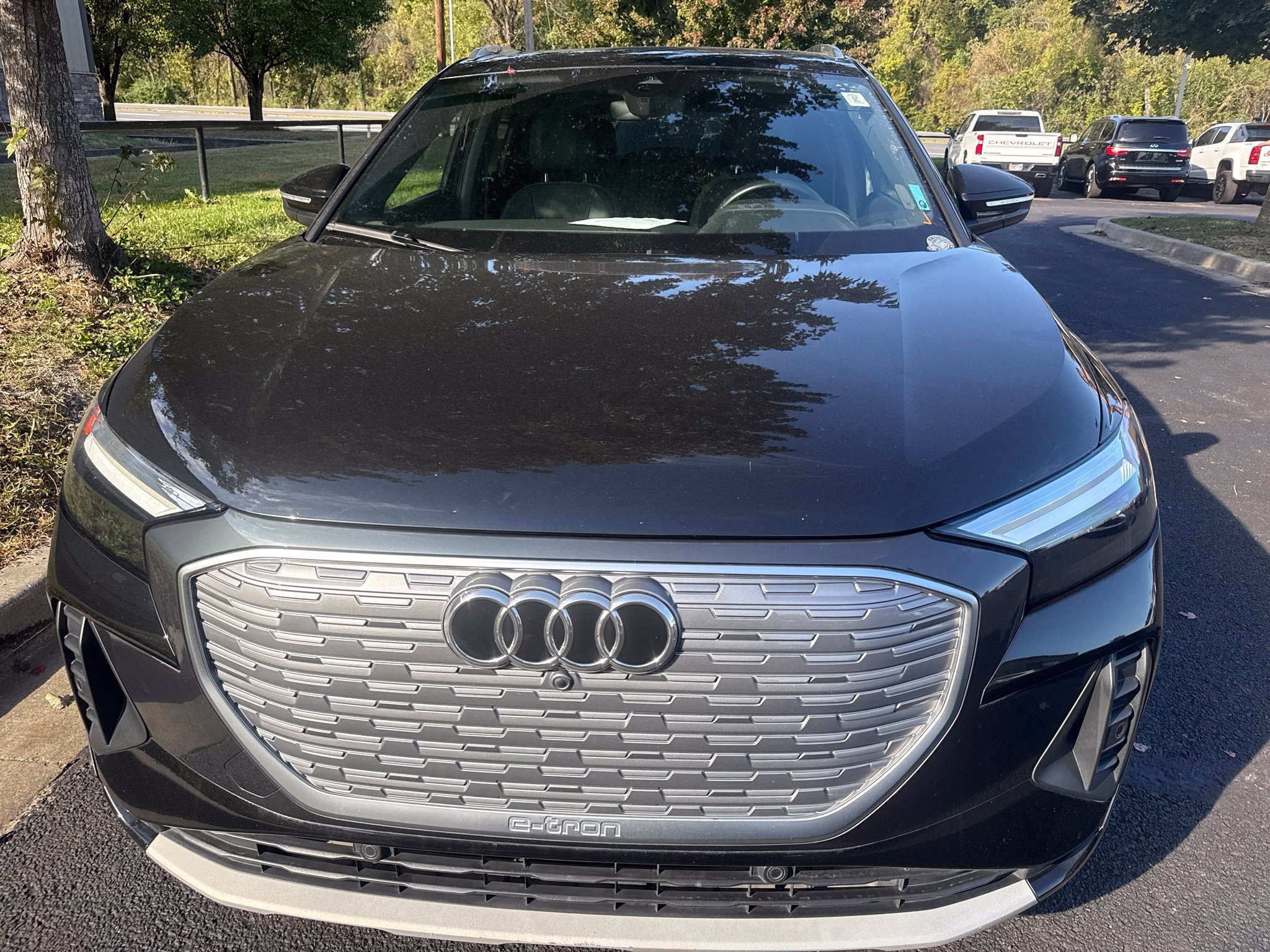 Used 2023 Audi Q4 e-tron Premium Plus w/ Premium Plus RWD image 2