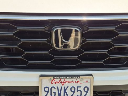 Used 2023 Honda CR-V EX-L image 9