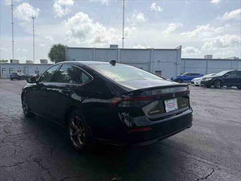 Used 2023 Honda Accord EX image 3