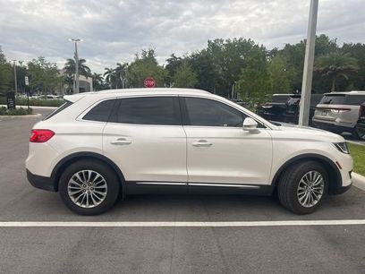Used 2017 Lincoln MKX Select w/ Select Plus Package