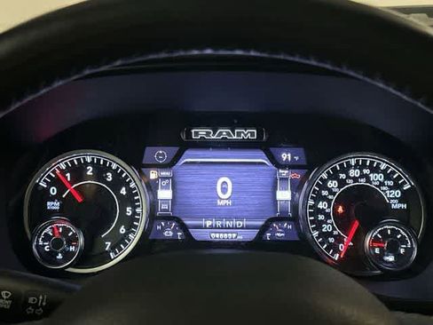 Used 2023 RAM 1500 Laramie AWD/4WD image 6