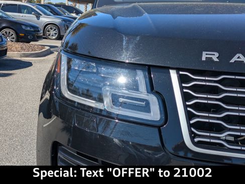 Used 2022 Land Rover Range Rover Westminster Edition image 9