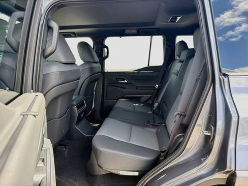 New 2026 Lexus GX 550 w/ Accessory Package (2T) AWD/4WD image 23