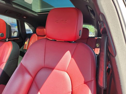 Used 2021 Porsche Macan GTS AWD/4WD image 11