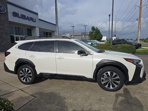Used 2024 Subaru Outback Limited XT AWD/4WD image 3