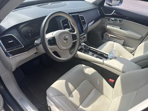 Used 2019 Volvo XC90 T6 Momentum AWD/4WD image 6
