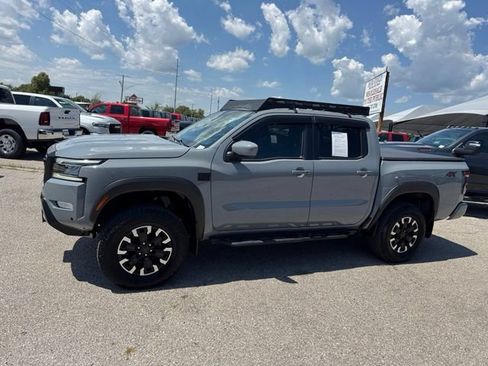 Used 2024 Nissan Frontier PRO-4X w/ Off-Road Protection Package AWD/4WD image 3