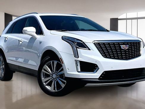 New 2026 Cadillac XT5 Premium Luxury w/ Driver Assist Package AWD/4WD image 2