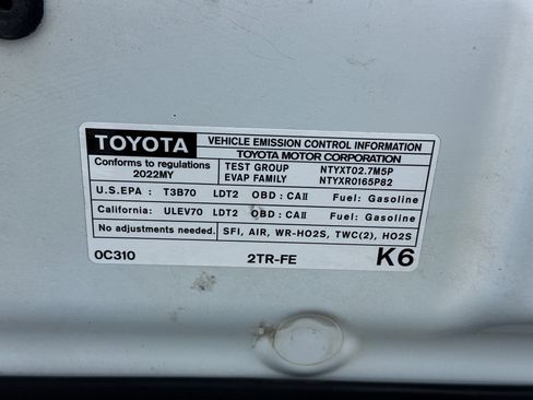 Used 2022 Toyota Tacoma SR5 RWD image 19